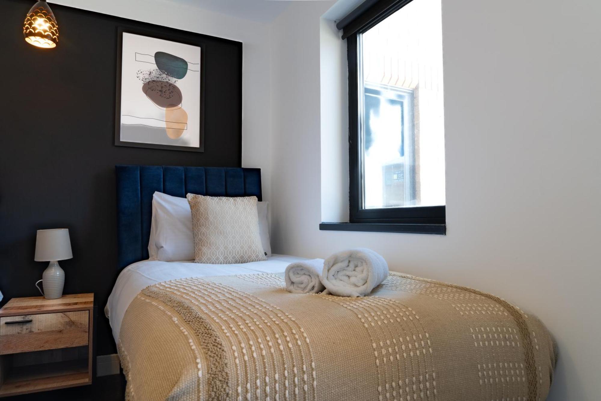 Newark House Premium Apartments With Sofa Beds - Wifi - Free Parking - Perfect For Contractors! Peterborough Exteriör bild