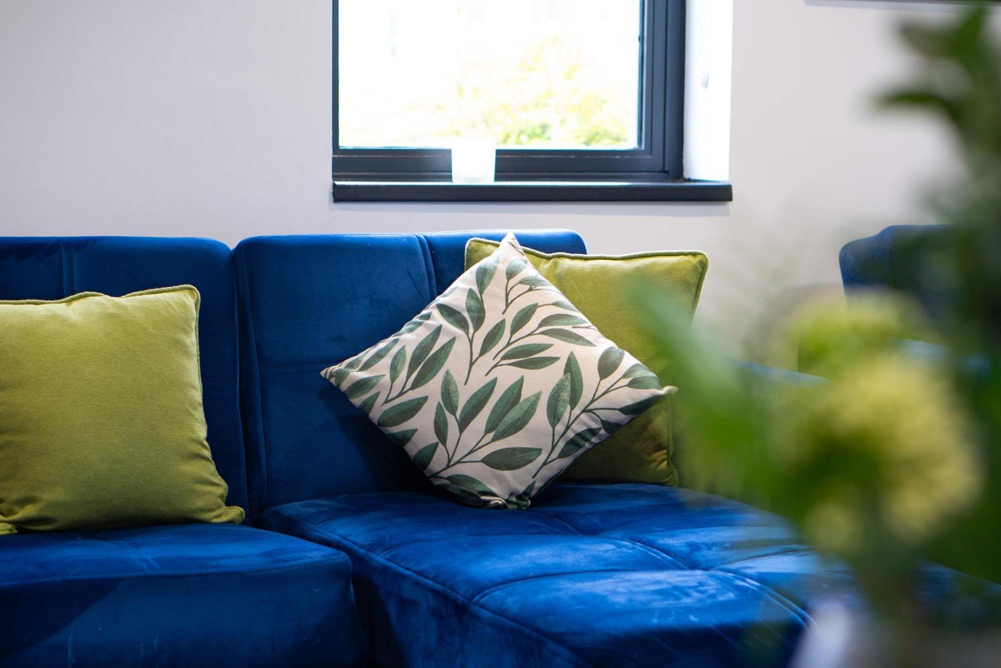 Newark House Premium Apartments With Sofa Beds - Wifi - Free Parking - Perfect For Contractors! Peterborough Exteriör bild